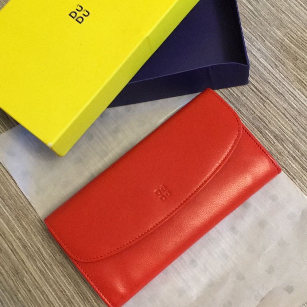 New wallet.